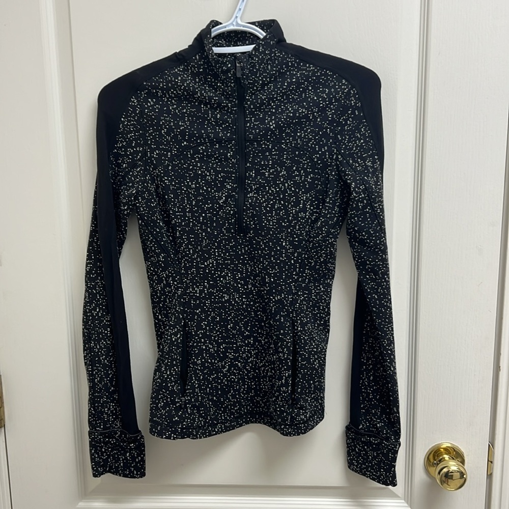 Lululemon Run Briskly 1/2 Zip Magnetized Jacquard Black White / Black | Size 4 - Picture 5 of 10